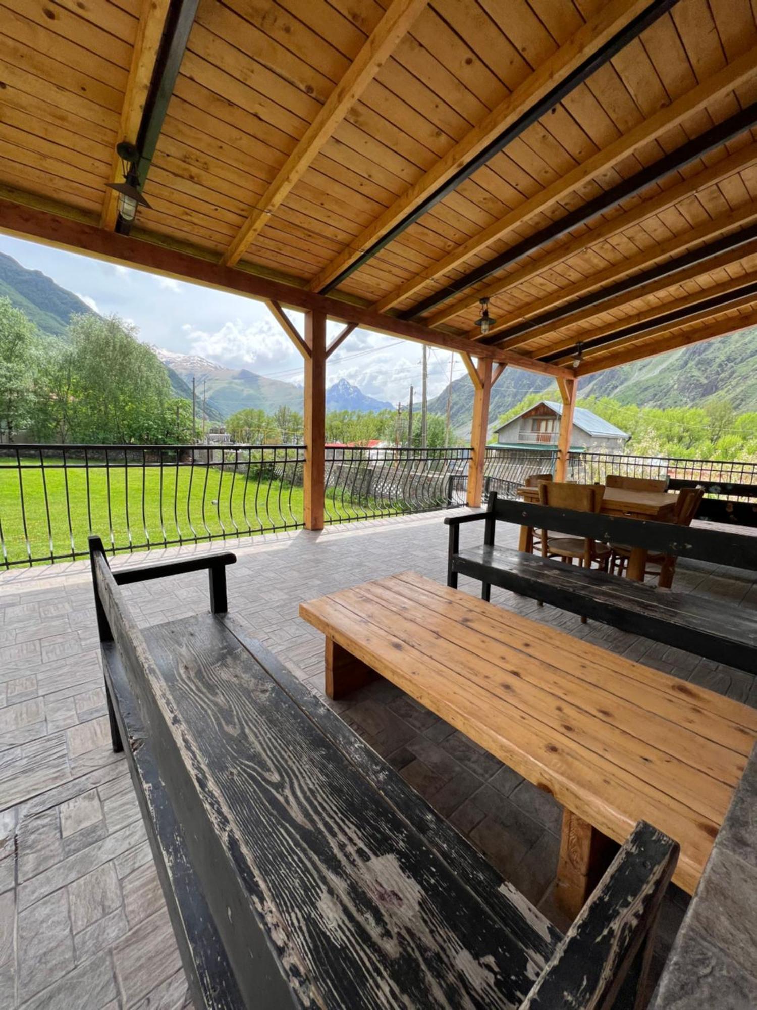 Guest House 15 Kazbegi Dış mekan fotoğraf
