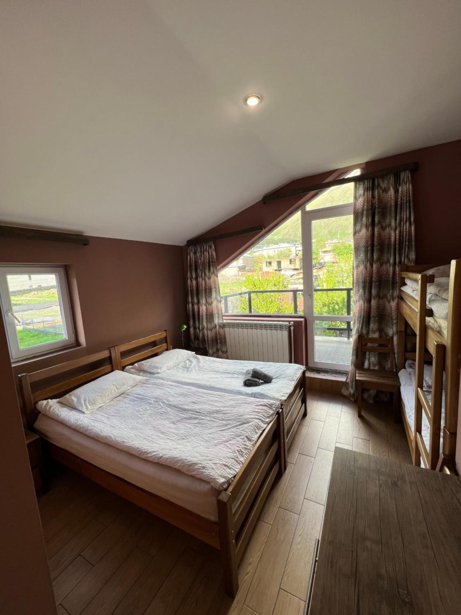 Guest House 15 Kazbegi Dış mekan fotoğraf