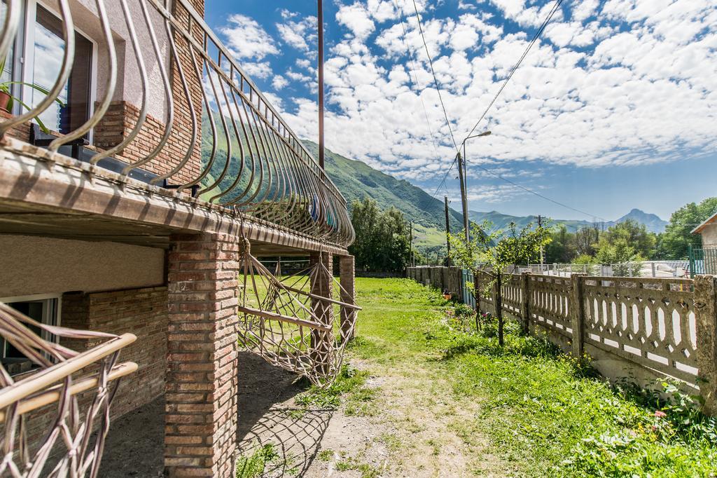 Guest House 15 Kazbegi Dış mekan fotoğraf