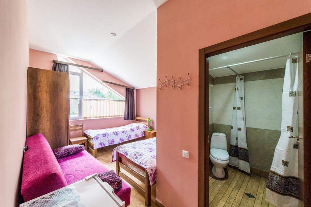 Guest House 15 Kazbegi Dış mekan fotoğraf
