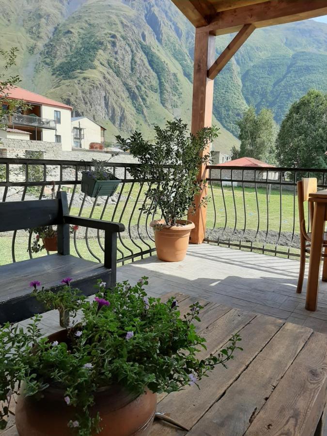 Guest House 15 Kazbegi Dış mekan fotoğraf